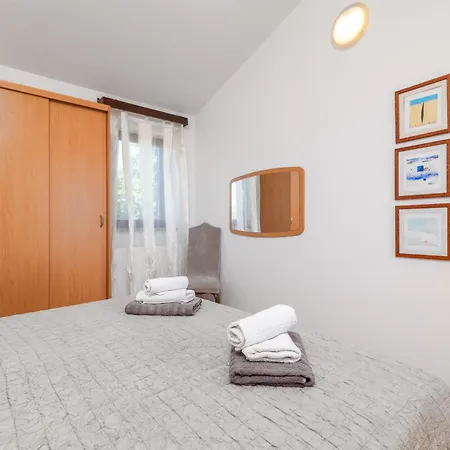 Family Friendly House With A Swimming Pool Krnica, Marcana - 24375 別荘