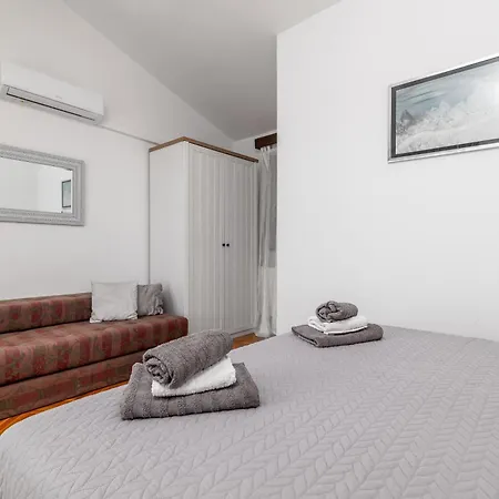 Family Friendly House With A Swimming Pool Krnica, Marcana - 24375 別荘