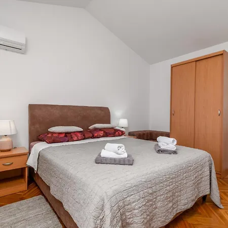 Family Friendly House With A Swimming Pool Krnica, Marcana - 24375 別荘 *