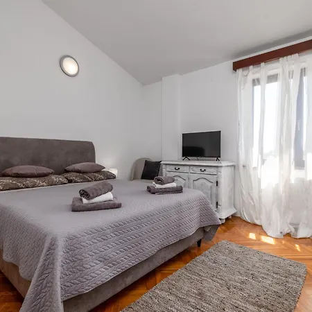 Family Friendly House With A Swimming Pool Krnica, Marcana - 24375