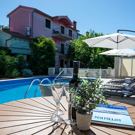 Holiday home Family Friendly House With A Swimming Pool Krnica, Marcana - 24375 *