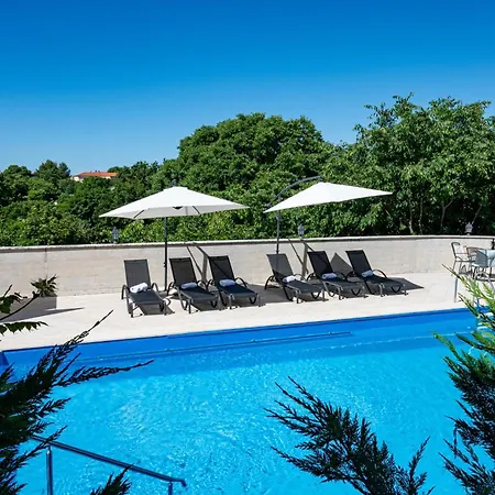 Family Friendly House With A Swimming Pool Krnica, Marcana - 24375 別荘 クルニカ