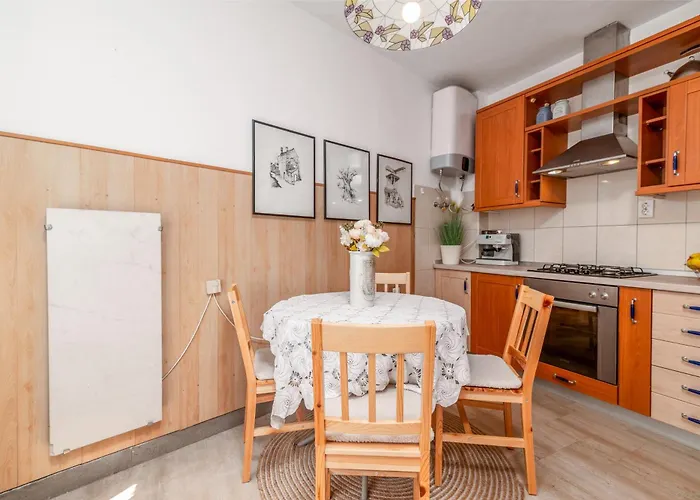 Σπίτι διακοπών Family Friendly House With A Swimming Pool Krnica, Marcana - 24375 Krnica